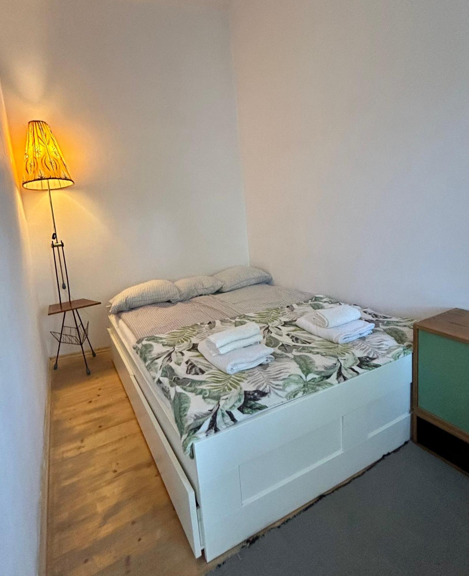 Tenement Apartment 90M2 City Center Krakkó Kültér fotó