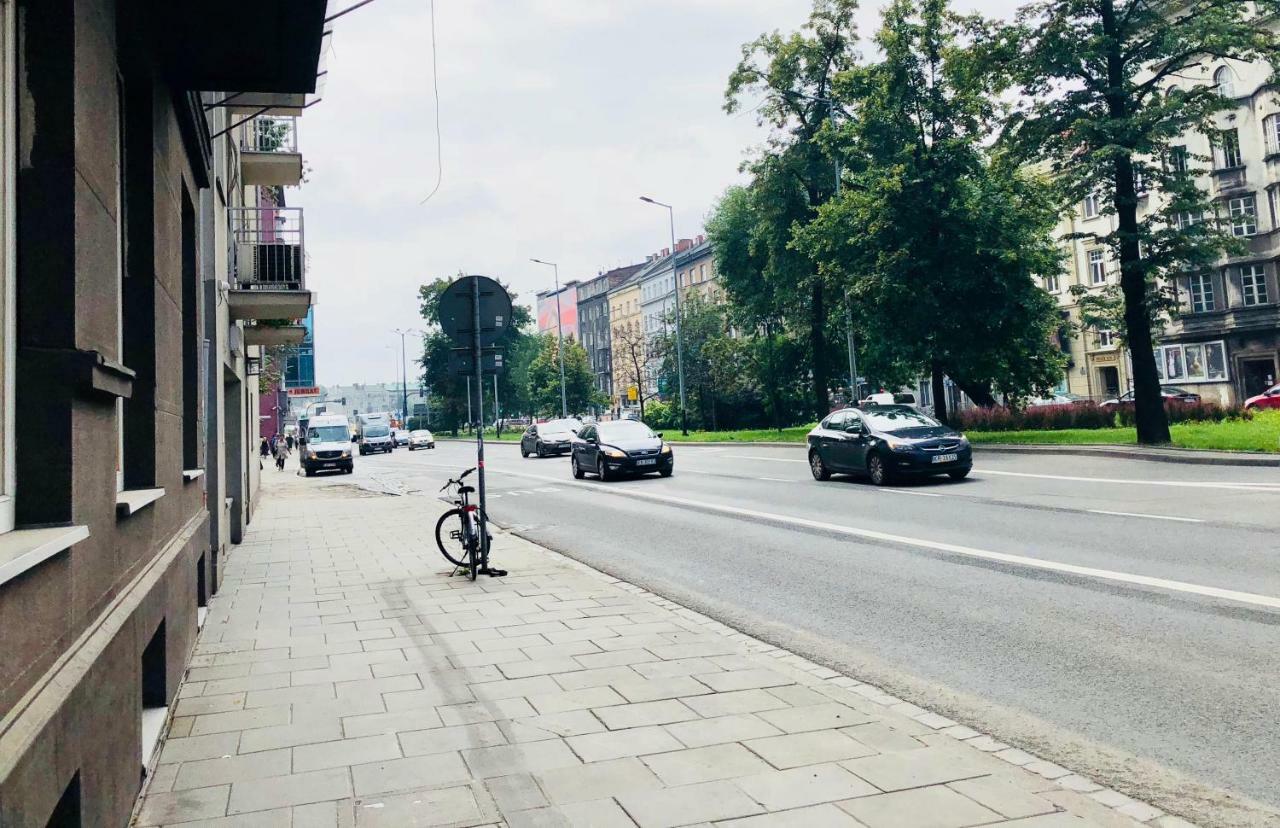 Tenement Apartment 90M2 City Center Krakkó Kültér fotó